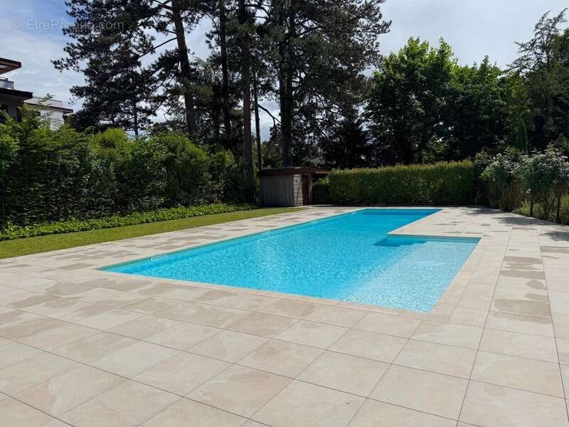 Appartement à TASSIN-LA-DEMI-LUNE