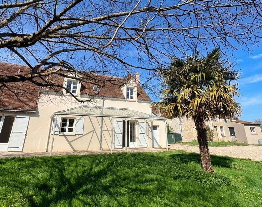 Maison à LUZILLE