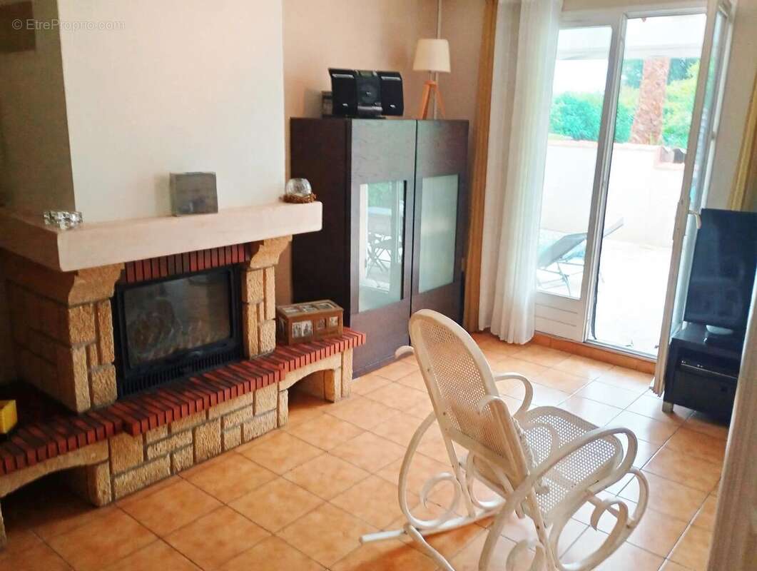 Maison 84 m² à Saint-Genis-Des-Fontaines  - photo 5