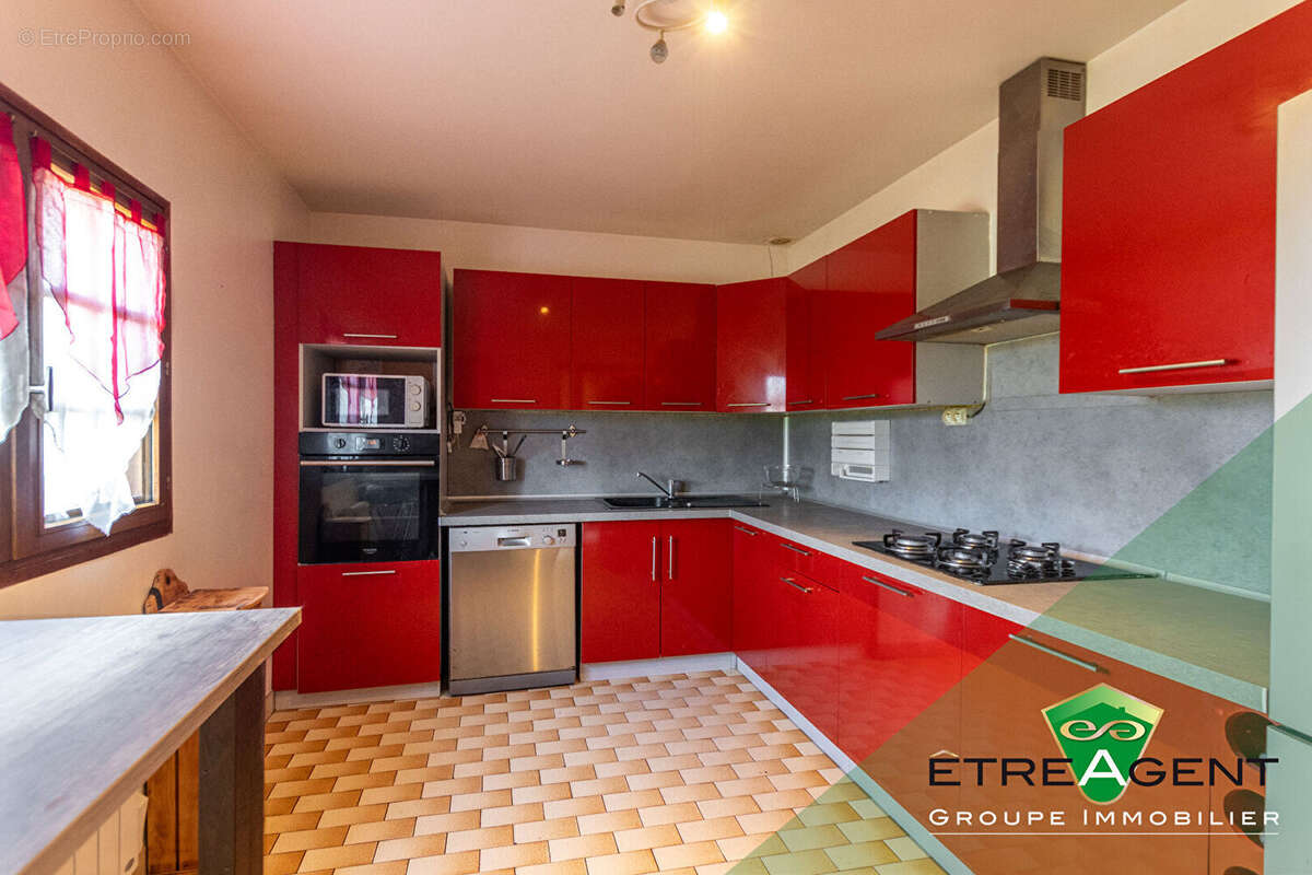 Maison SAINTE-MARTHE - 108 m² - 3 chambres - photo 8