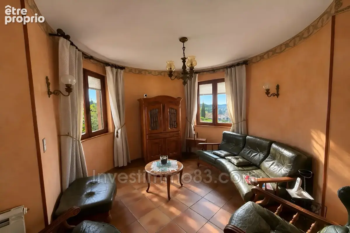 Maison 6 pièces 186 m² à vendre à Bouc-Bel-Air (13320) - photo 5