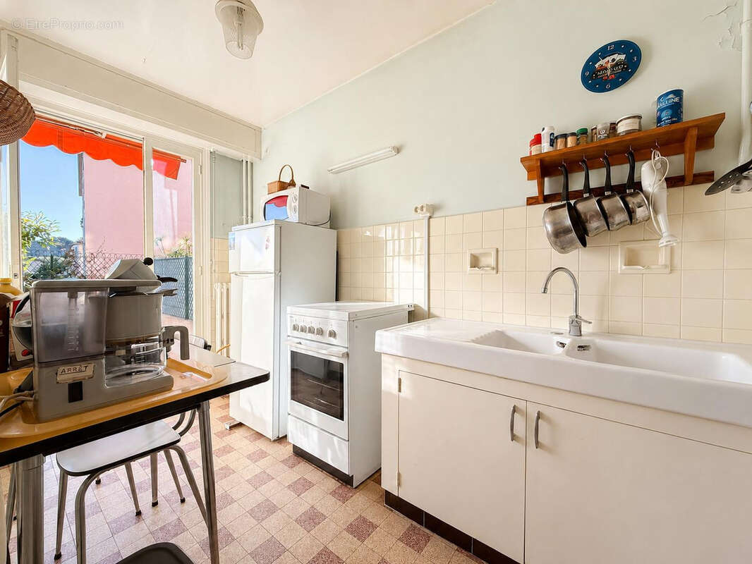 Appartement à ROQUEBRUNE-CAP-MARTIN
