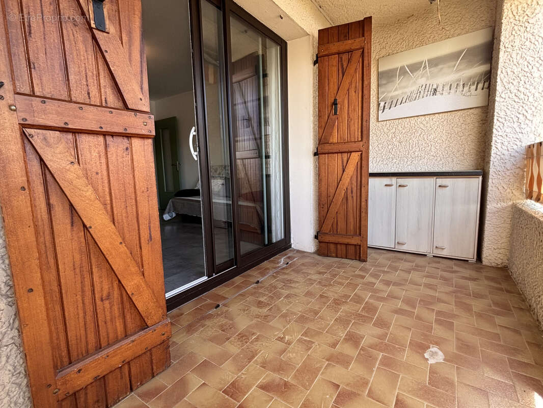 Appartement à SAINT-CYR-SUR-MER