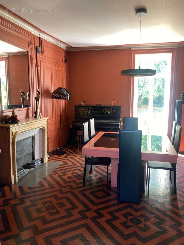 Maison à LACENAS