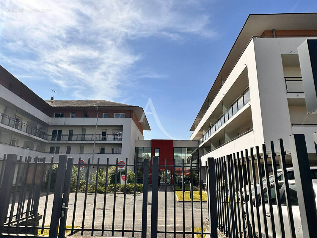 Appartement à AVRILLE