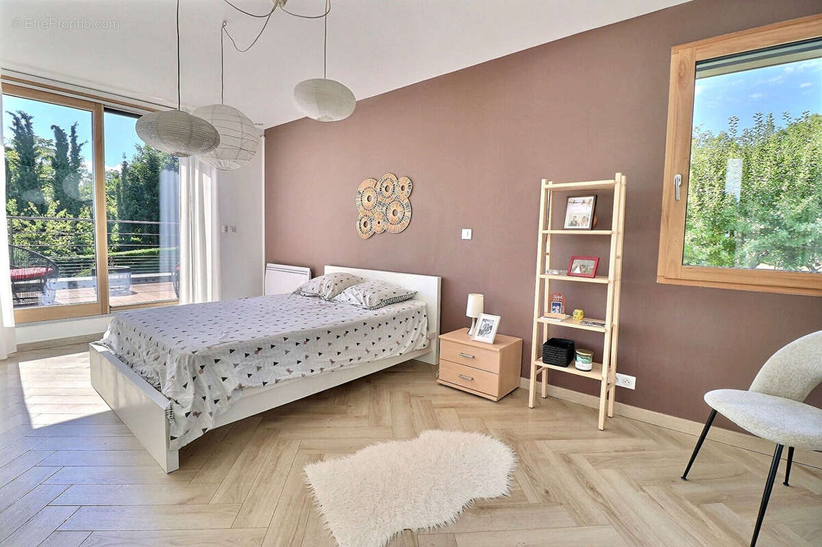 Maison à MAREIL-MARLY