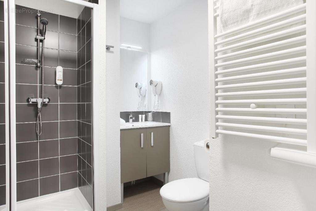 INVESTISSEMENT LOCATIF  Marseille  Résidence de tourisme Odalys City  Appart'hôtel Marseille Le Dôme - 6,71 % de rentabilité - photo 5