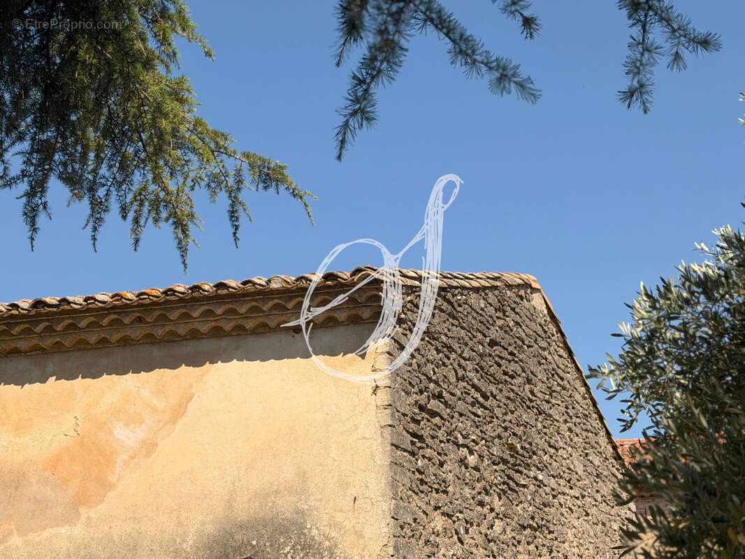 Chai à réhabiliter sur 800 m2 de terrain au coeur de Pignan - photo 11