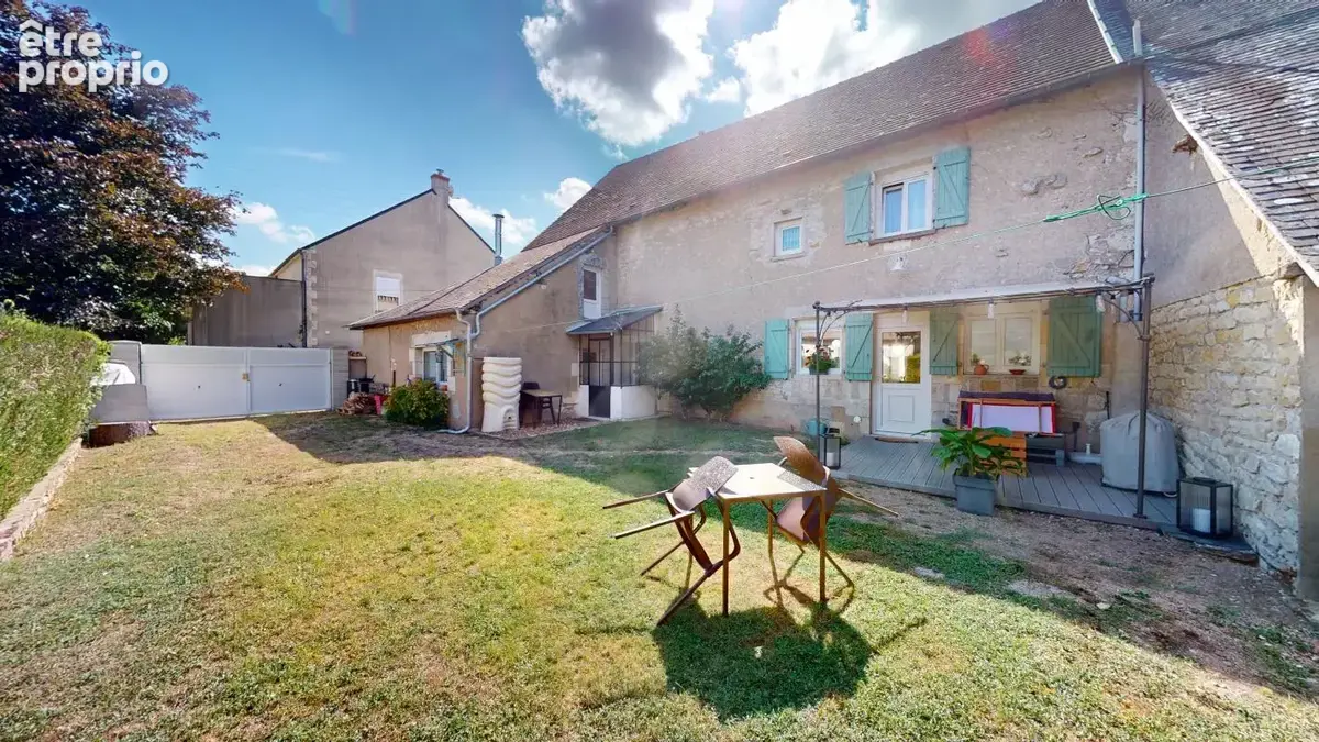 Pouilly-sur-Loire – Superbe fermette restaurée de 161 m² au calme avec jardin, cave voûtée et garage - photo 3