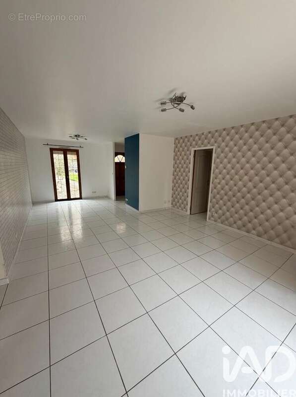 Maison 75 m² à Provins  - photo 6