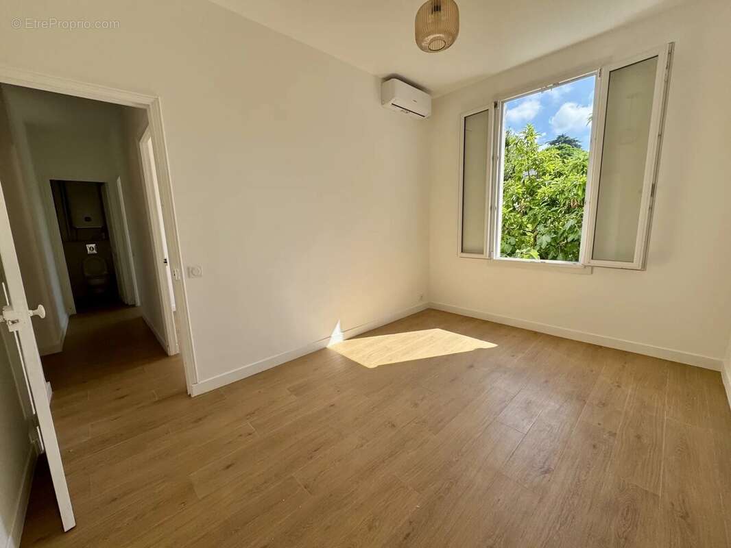 Cannes vente 3 pièces au calme absolu dans maison bourgeoise - photo 6