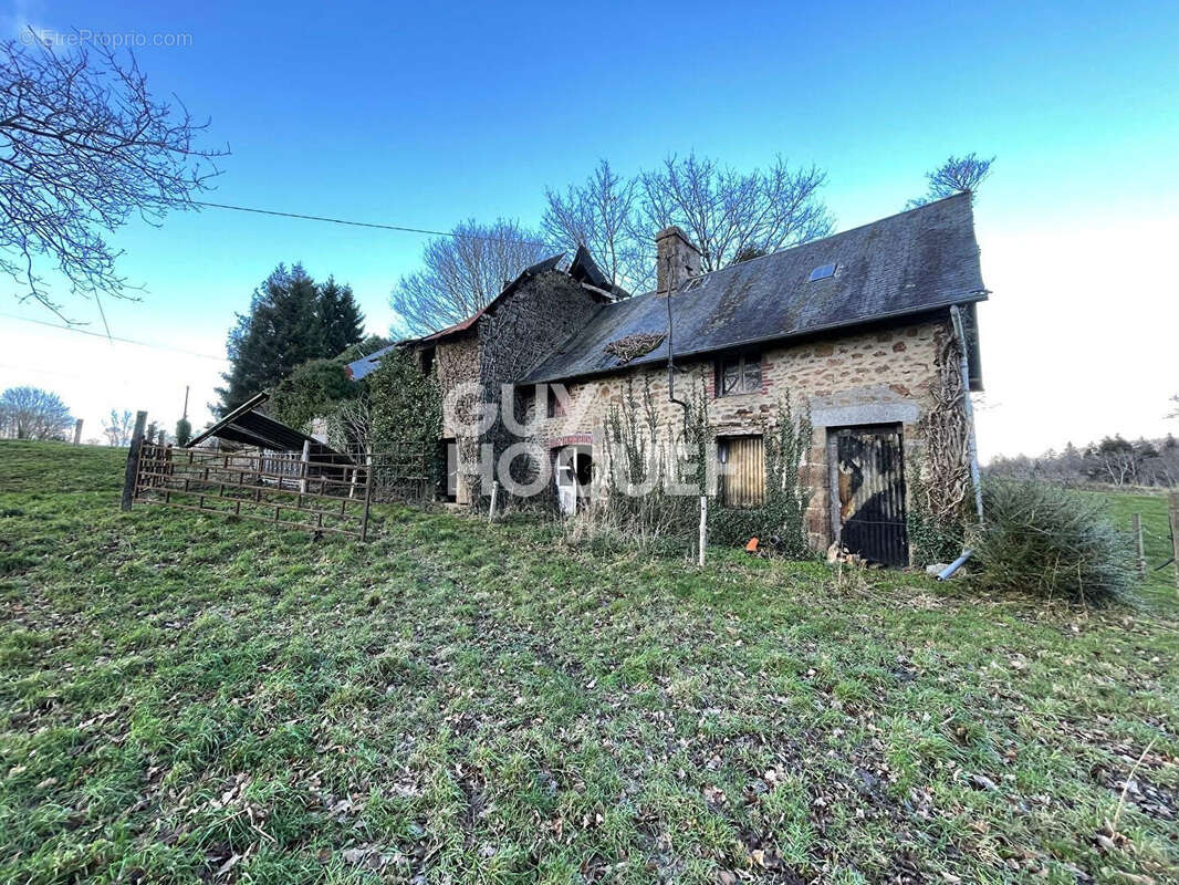 Maison à REFFUVEILLE