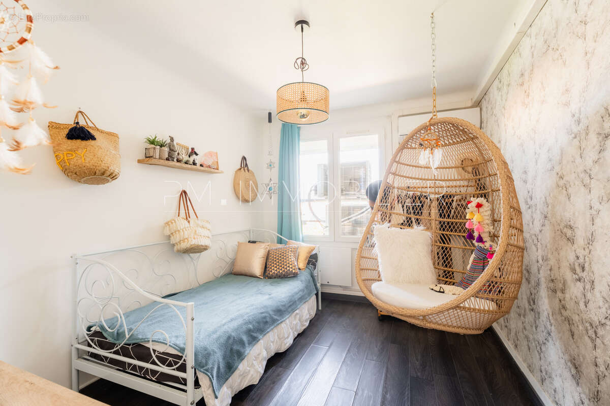 Appartement à MARSEILLE-7E