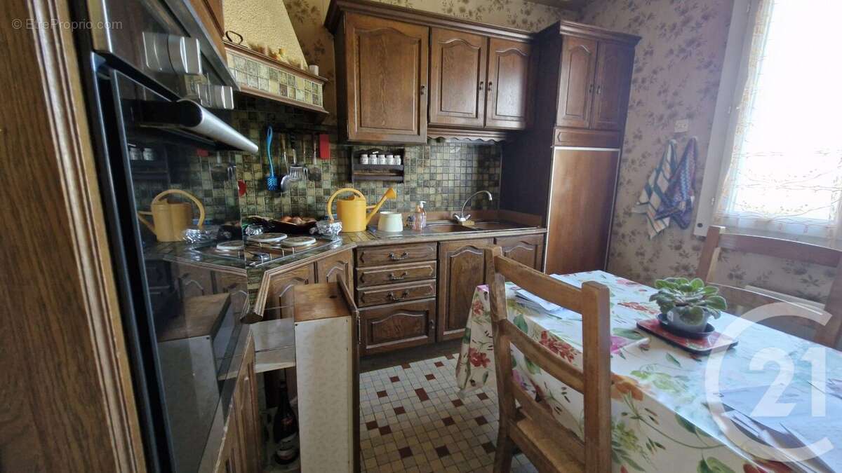 Maison à CONIE-MOLITARD