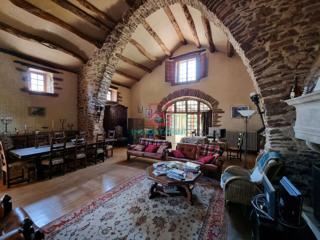Maison à SAINT-AFFRIQUE