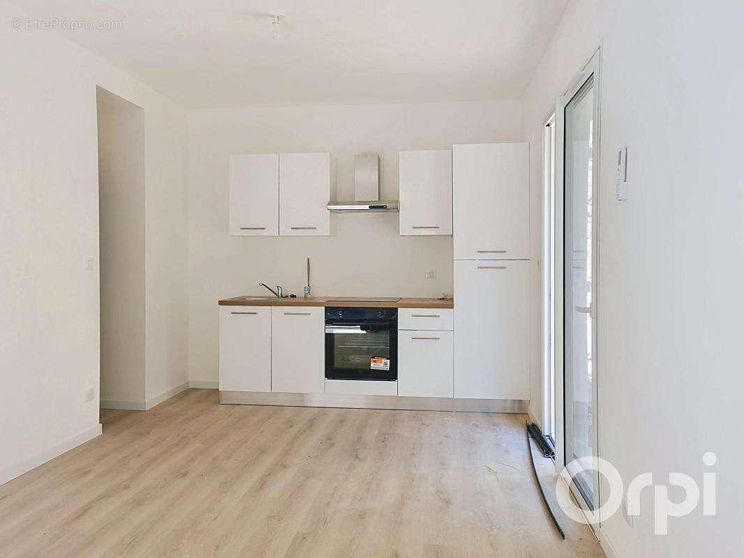 À vendre – T2 neuf en rez-de-jardin avec entrée indépendante, jardin privatif de 40 m² et parking privatif - photo 2