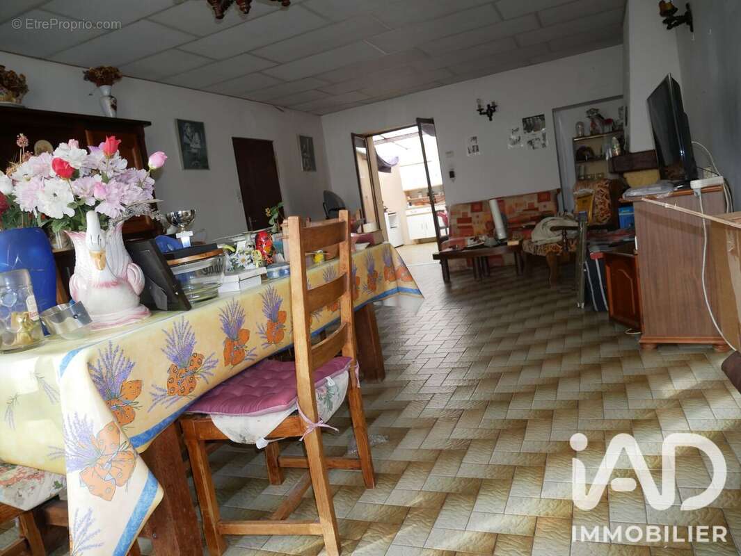 Maison 106 m² à Rochefort  - photo 3