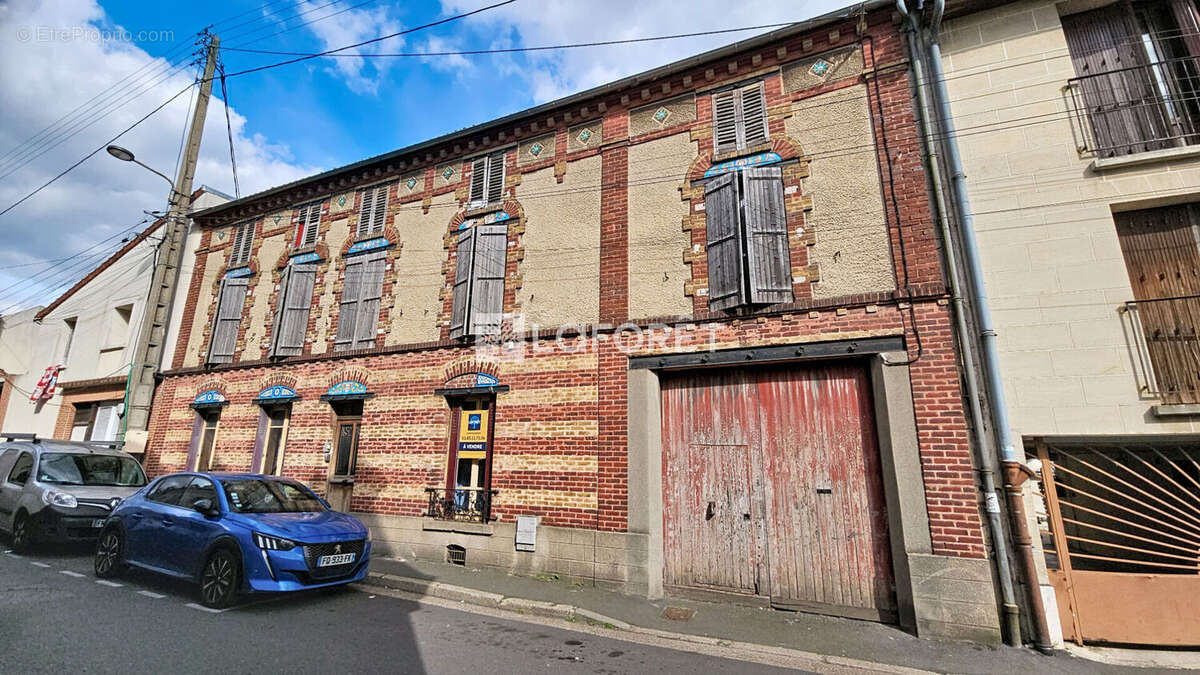 Maison à MONTMAGNY
