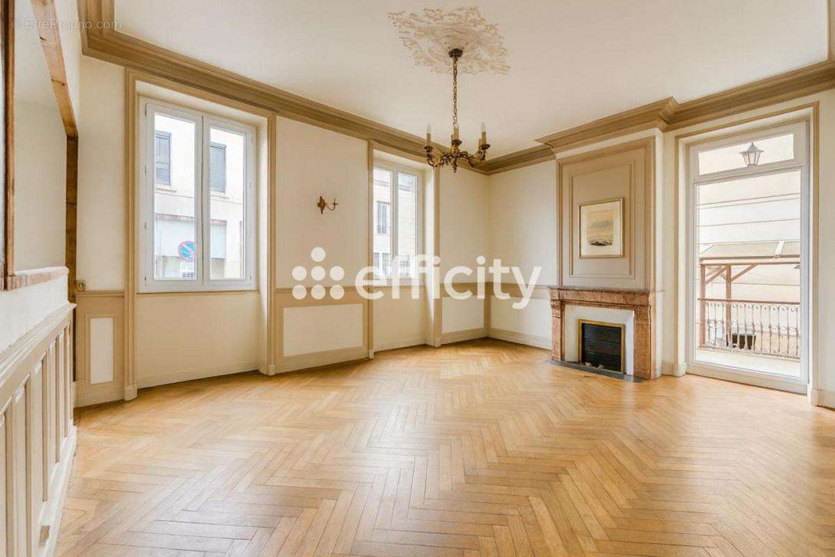 Appartement à VILLEURBANNE