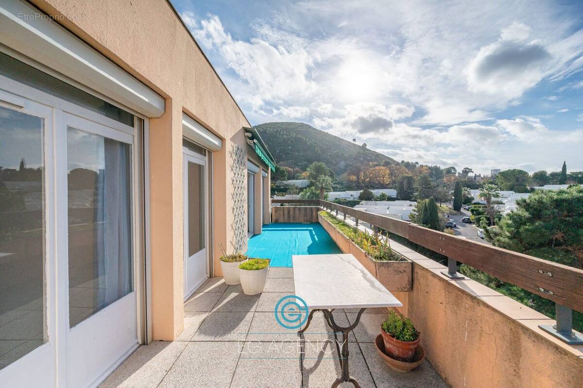 Appartement à MARSEILLE-9E