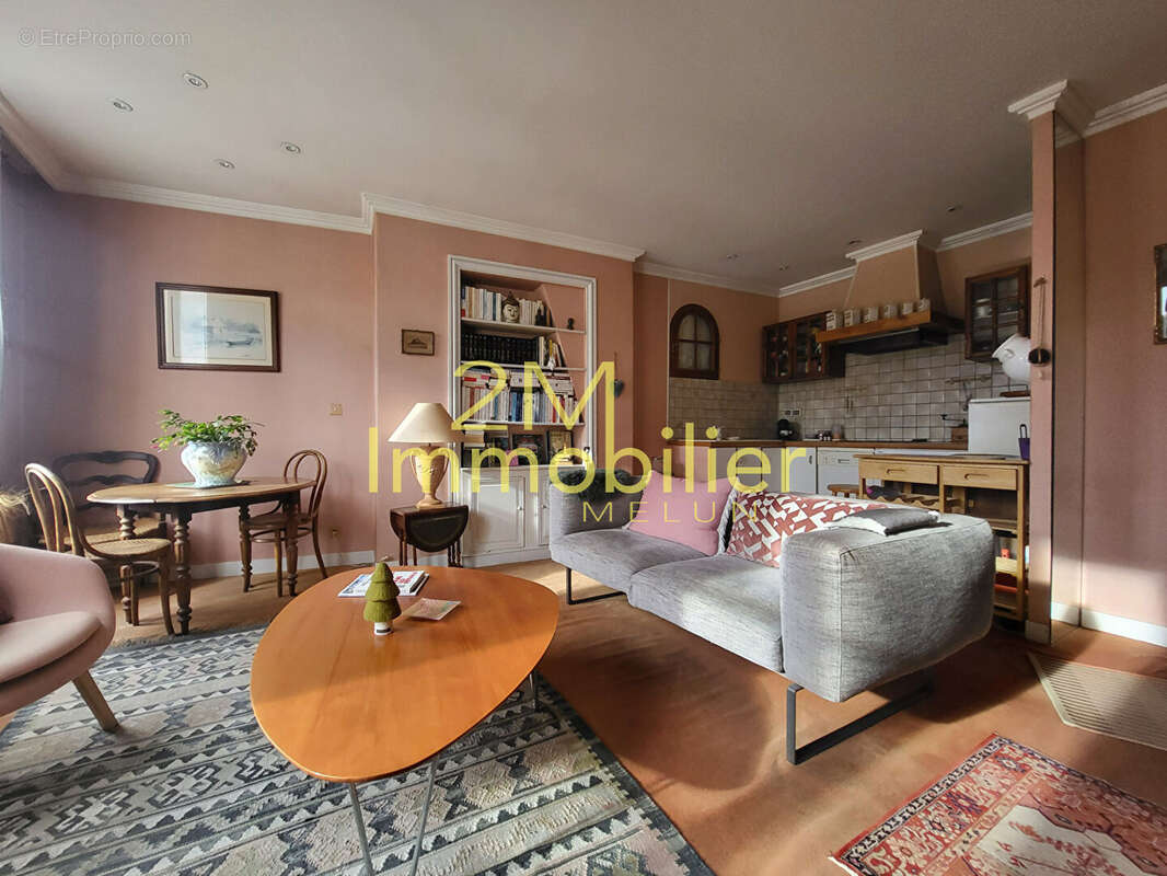 Appartement à FONTAINEBLEAU