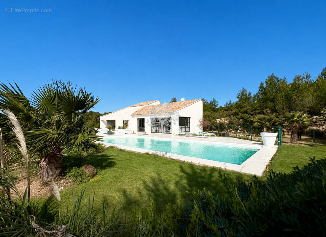 Maison à LA CADIERE-D'AZUR