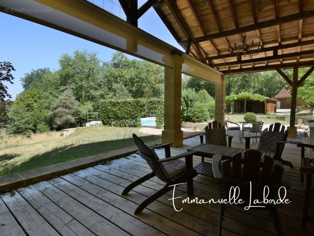 Propriété en pierre avec maison d’amis, piscine et 2,5 hectares LALINDE (24) - photo 17