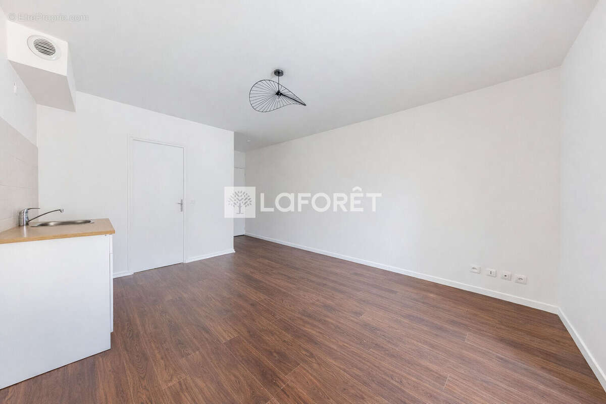 Appartement à OZOIR-LA-FERRIERE