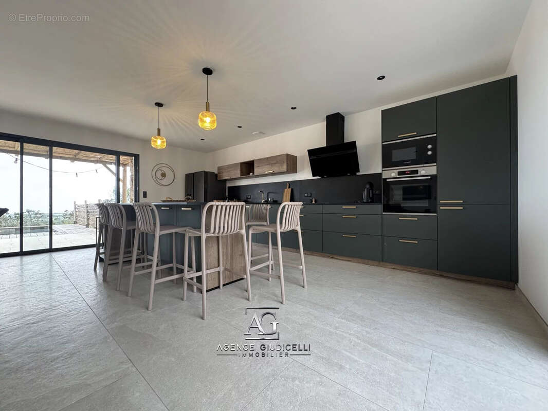 Magnifique bergerie de 138m2 avec piscine - photo 7