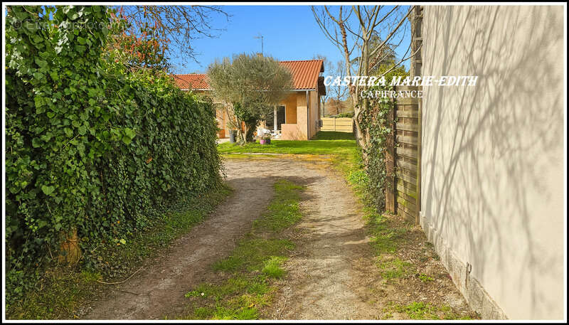 Maison PLAIN-PIED 110,23 M² - 6 pièces - 3 chambres + Mezzanine -Garage - Piscine neuve - PARCELLE 949 M² SEGOUFIELLE (32) - photo 19