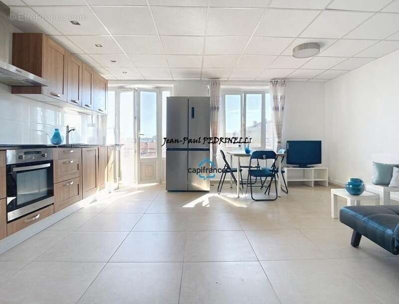Appartement à LYON-8E
