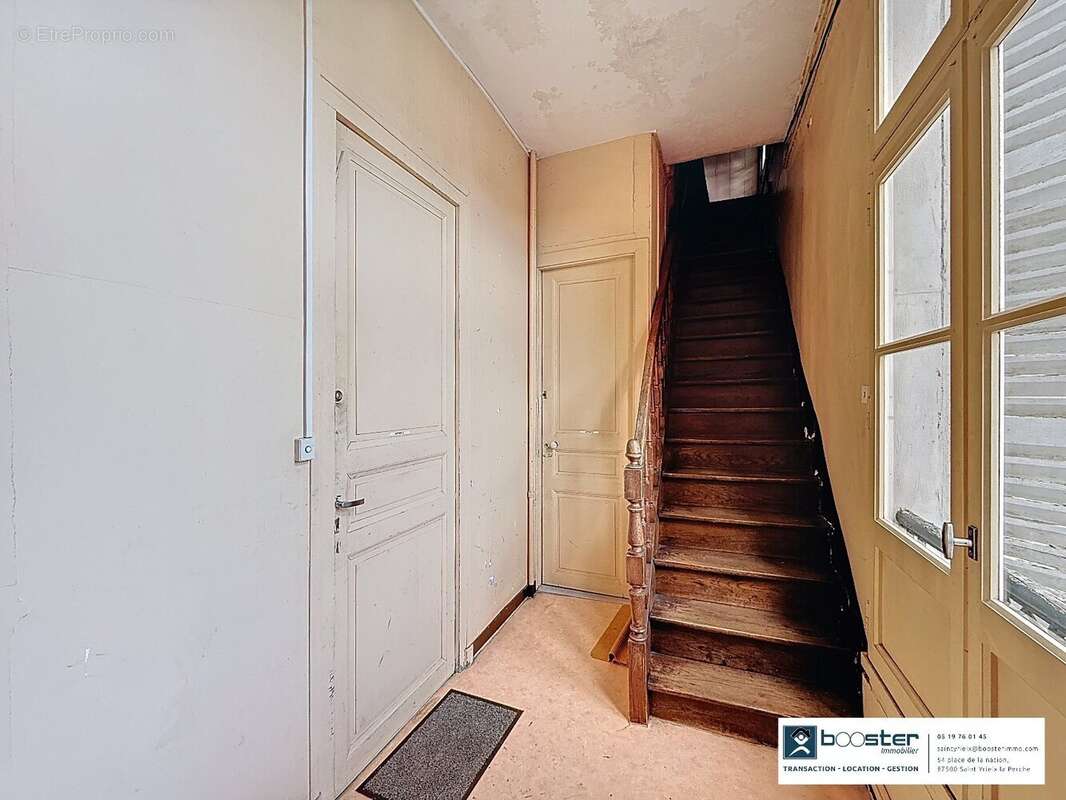 Maison à SAINT-YRIEIX-LA-PERCHE