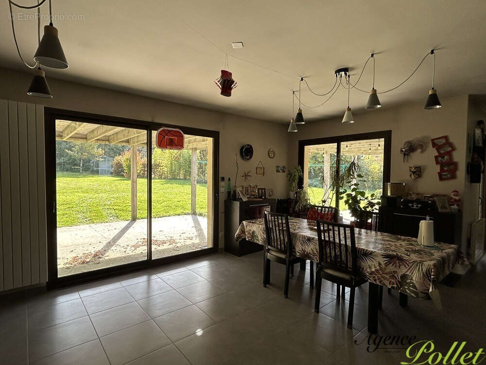 Maison à AUBIGNY-SUR-NERE