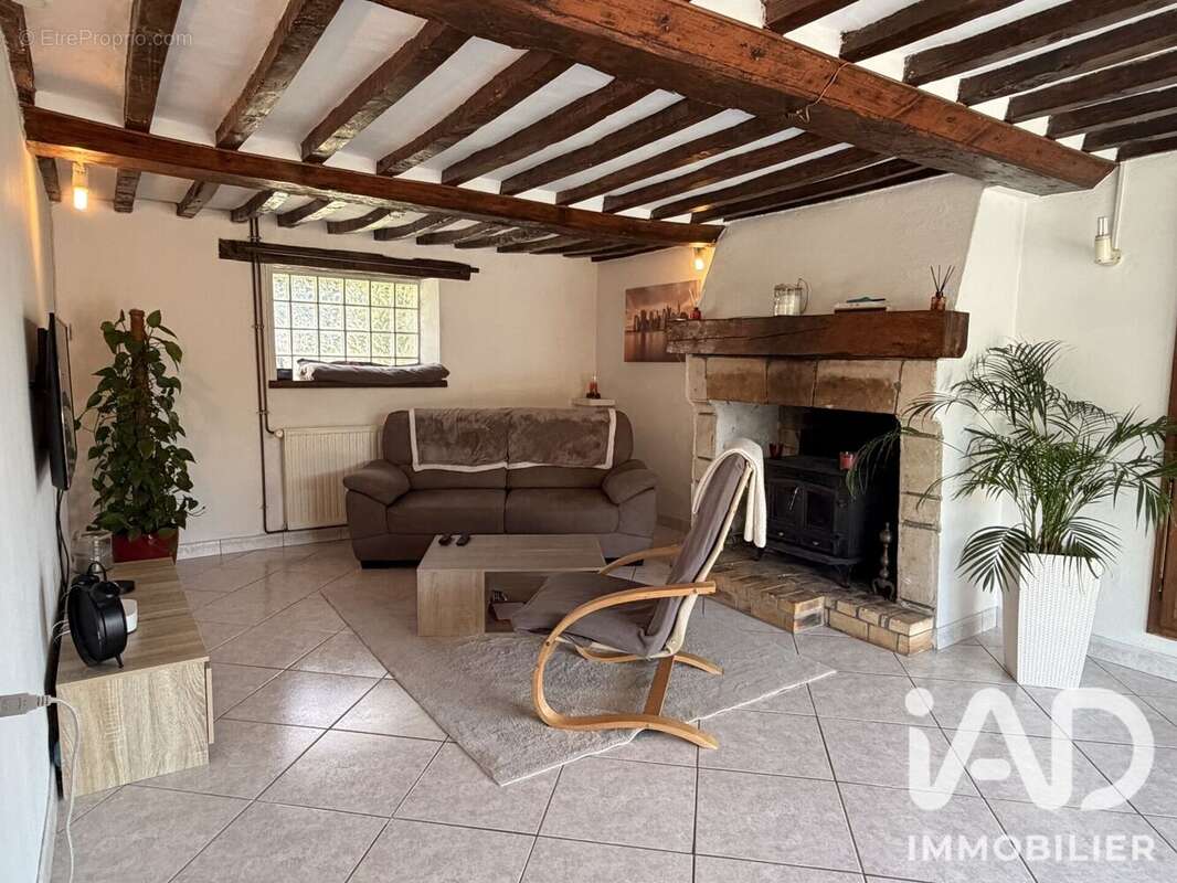 Maison 176 m² à Longueville  - photo 3
