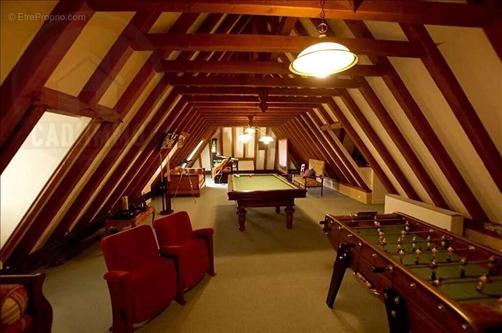 Maison à PRESSIGNAC-VICQ