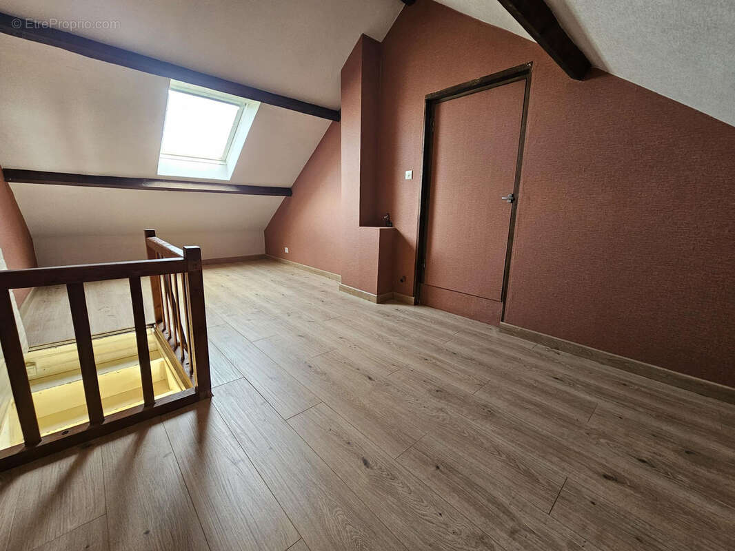 Maison à LAIGNE-EN-BELIN