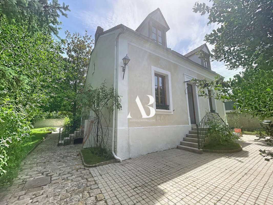 Maison à NANGIS