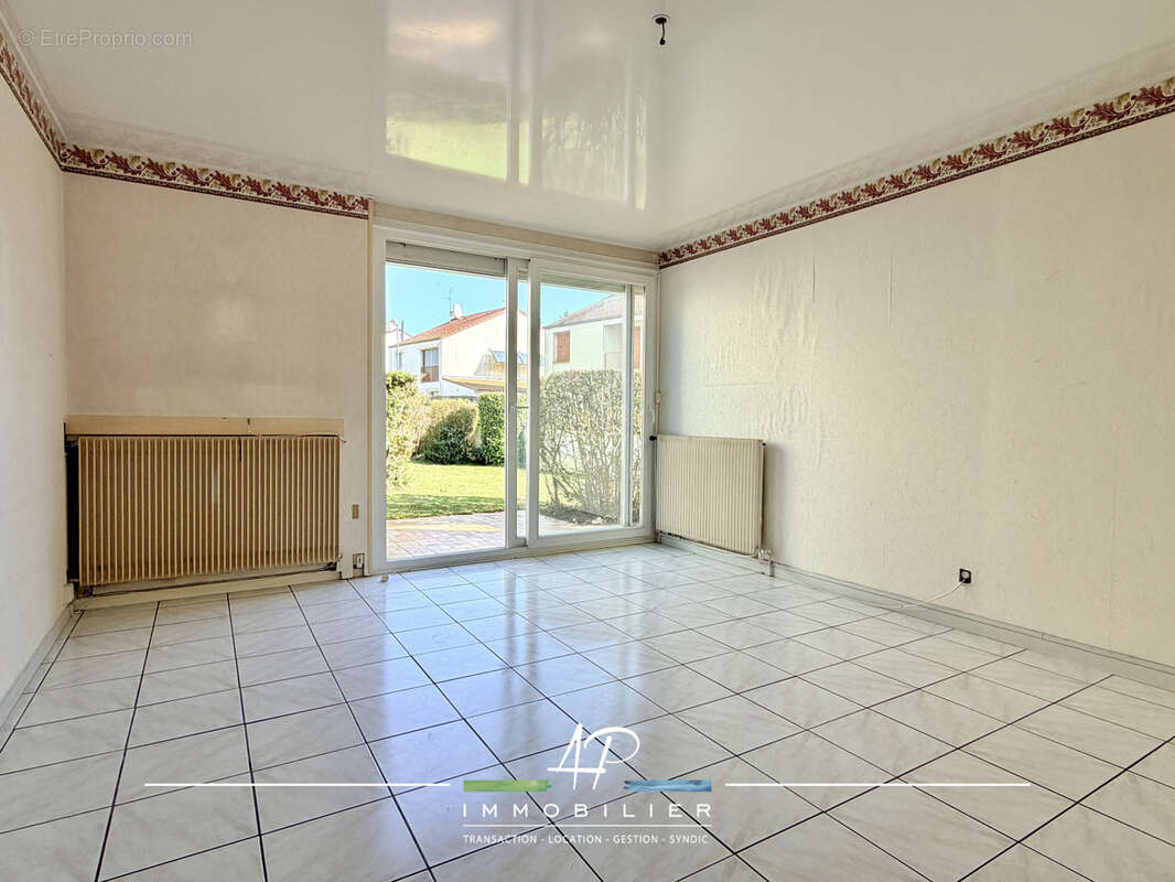 Maison à SAINT-APOLLINAIRE