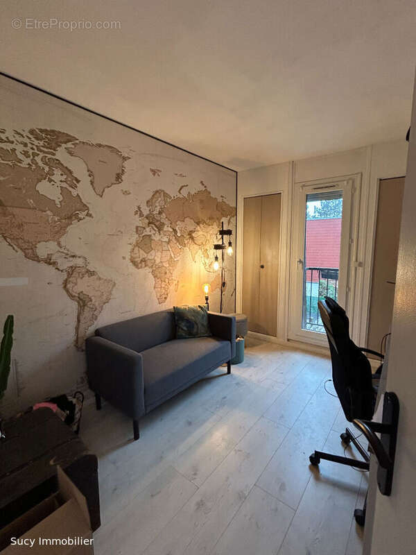 Maison à LA QUEUE-EN-BRIE