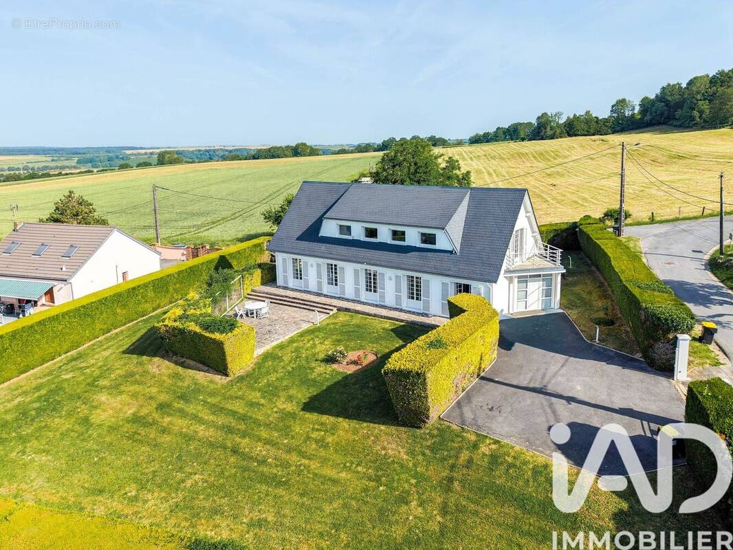 Photo 1 - Maison à USSY-SUR-MARNE