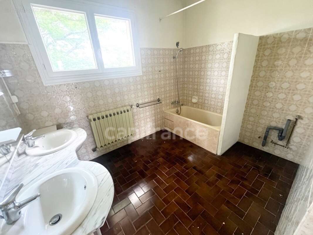 Maison à vendre Manosque Les Varzelles - 155m2, 4 chambres, jardin de 740m2 - photo 19