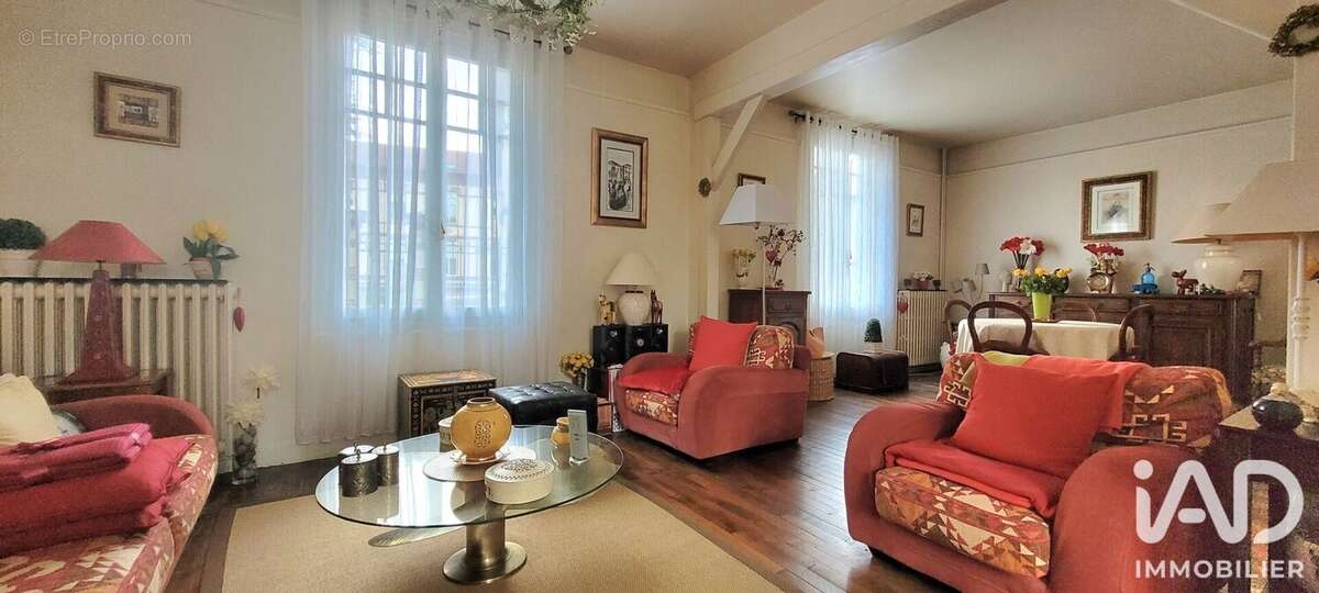 Maison 98 m² à Chaumont-En-Vexin  - photo 3