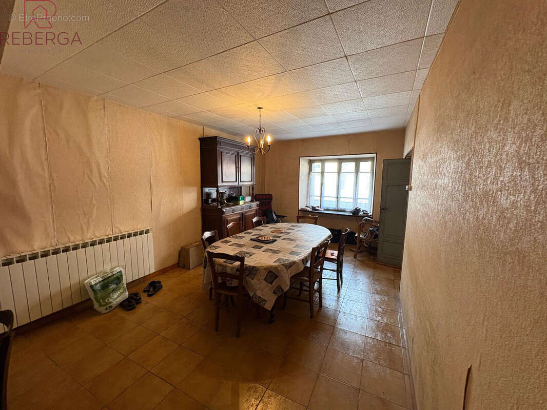 Maison à LACABAREDE