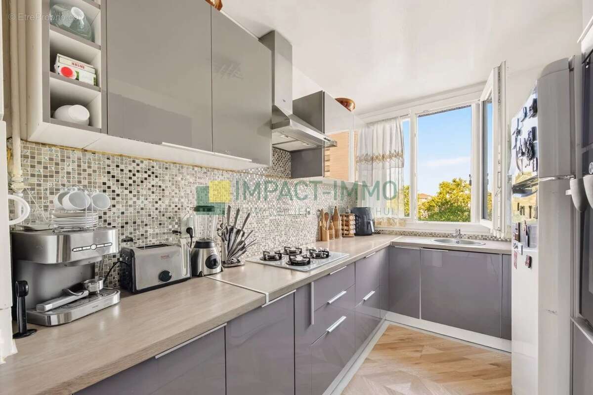 Appartement à CLICHY