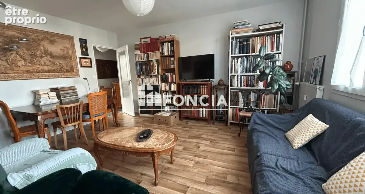 Roanne centre - photo 2