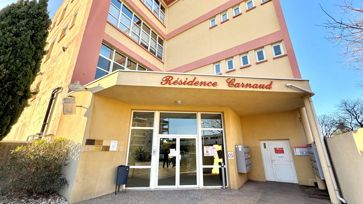 Commerce à CARPENTRAS