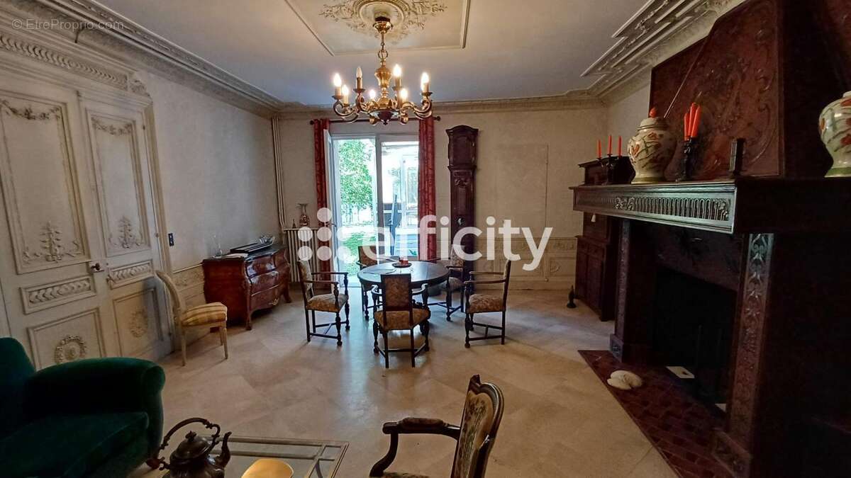 Maison à CHATEAU-THIERRY