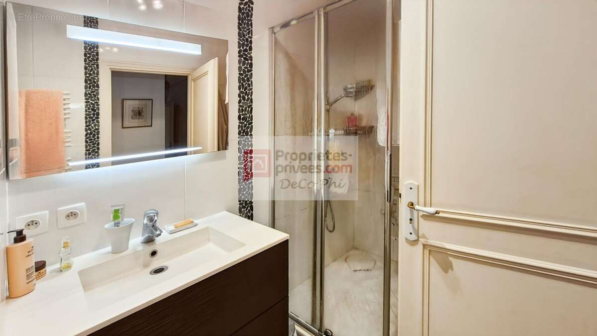 Appartement à VERSAILLES