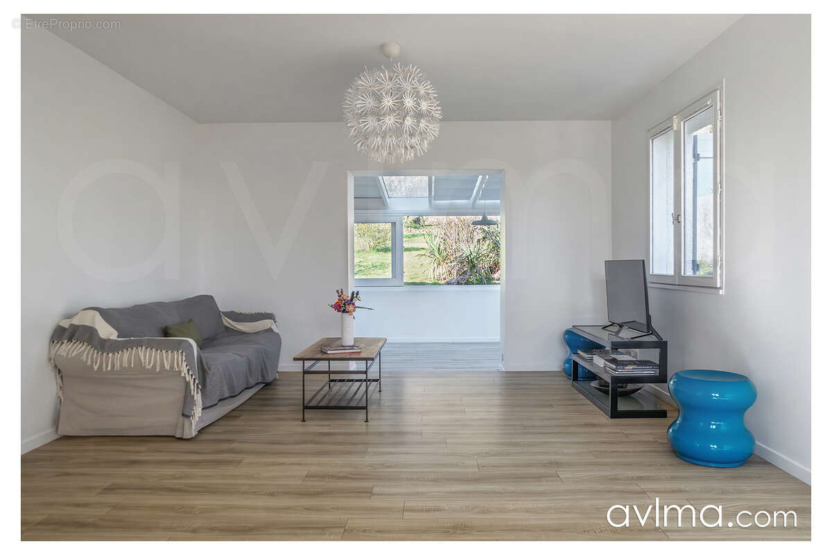 Maison à SAINT-NOM-LA-BRETECHE