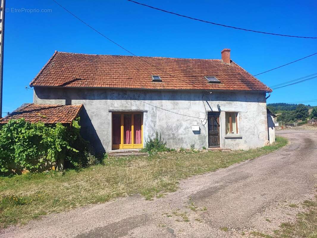 Maison à CHISSEY-EN-MORVAN